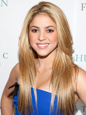 Shakira - Page 3 Shakira-2012-backstage