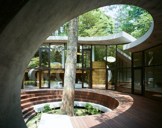 اليابانيين ماخلو مكان ما أستثمروه  Japanese-oval-sushi-roll-house-villa-cottage-11