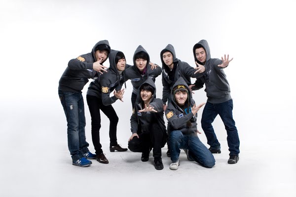 Kim Hyung Jun w/ Storm V Team  7