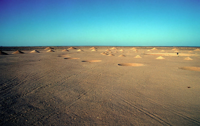 The Mysterious Cones of the Egyptian Desert  Cone4