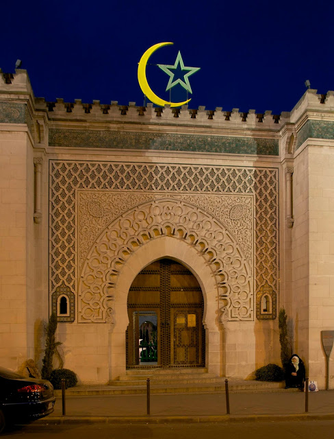 Un enfant mort sur une plage ou la fin de l´occident (troisieme partie)-8 sept 2015 Mosque_Paris_main_entrance