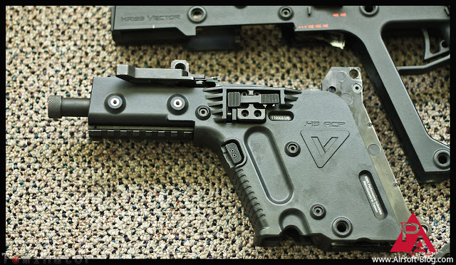 KWA – KRISS Vector SMG GBB et gamme 2012 KWA-KRISS-Vector-Airsoft-SMG-Gas-Blowback-Gun-Pyramyd-Airsoft-Blog-Tom-Harris-Media-Tominator-14