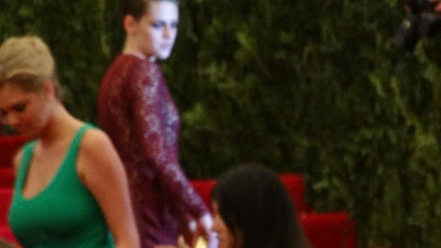 Kristen Stewart - Imagenes/Videos de Paparazzi / Estudio/ Eventos etc. - Página 31 DSC01412