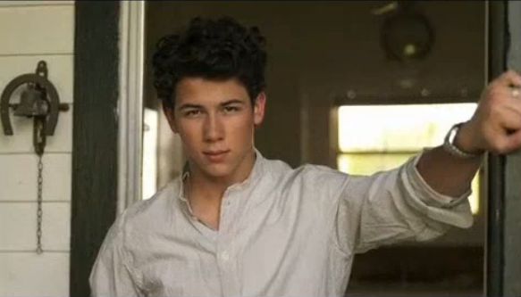 Rompecabezas del Amor // Nick & Tu! - Página 3 Nick-jonas-lines-vines-and-trying-times-photo-shoot-nick-jonas-13794179-583-333