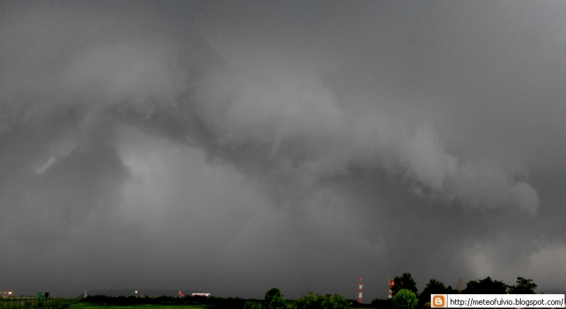 7 luglio: violenti fenomeni in lombardia. Stitched_004b