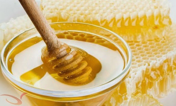 8 Ways To Tell If The Honey Is Natural Or Fake  8-ways-to-tell-if-the-honey-is-natural-or-fake