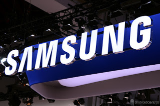 بالصور: الكشف عن أنحف حاسوب لوحي في العالم من سامسونغ  Samsung-logo-booth_1