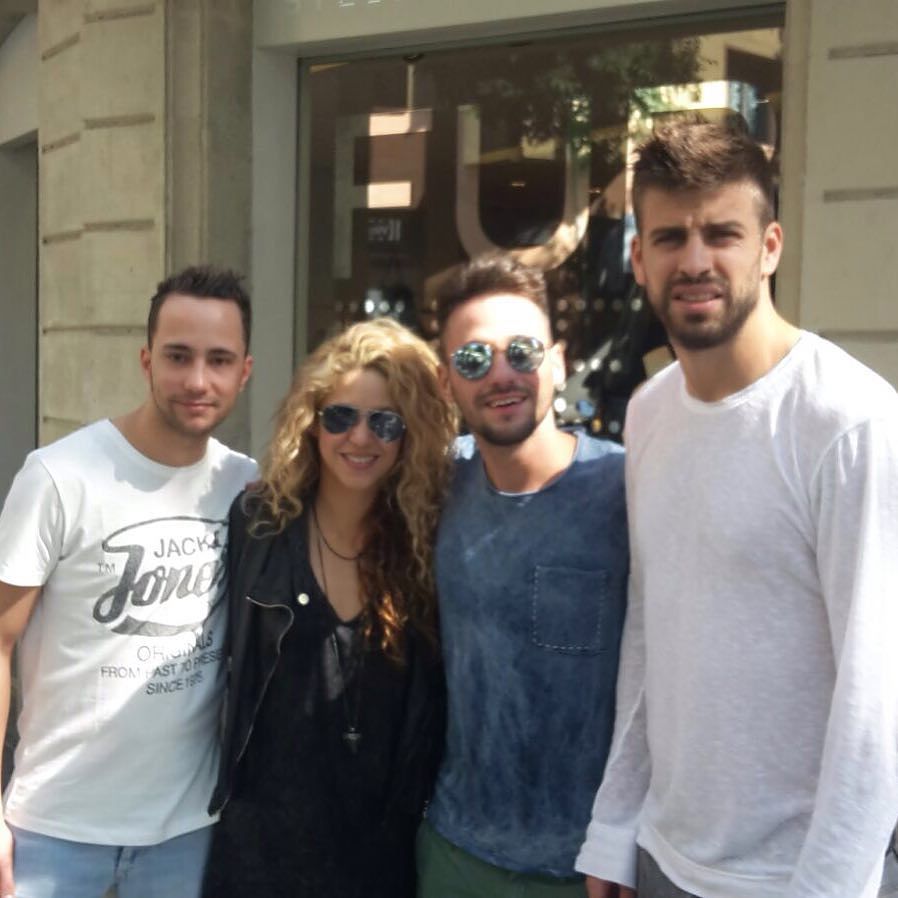 Vida Personal de Shakira » Gerard Piqué, Milan, Sasha... - Página 19 S%2B%25283%2529