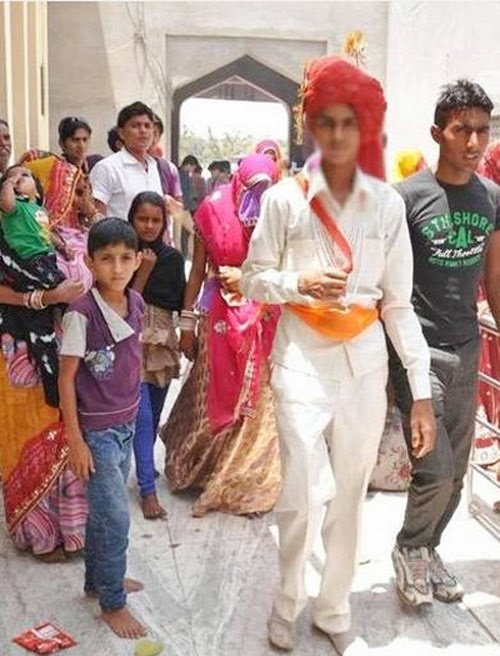  زفاف جماعي لفتيات لم يتجاوزن سن السابعة في الهند 2