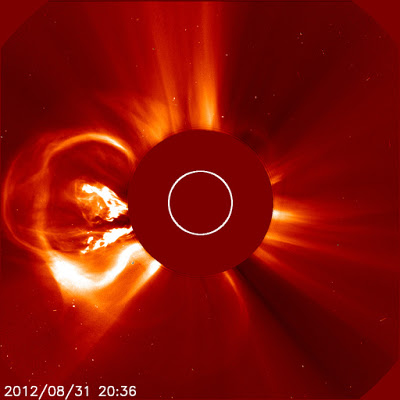 Space Weather Forecasts - EL MAS COMPLETO SEGUIMIENTO del ESTADO del SOL , la MAGNETOSFERA , SUCESOS ASTRONÓMICOS Y ANOMALÍAS CLIMÁTICAS . 20120831_2036_c2_512