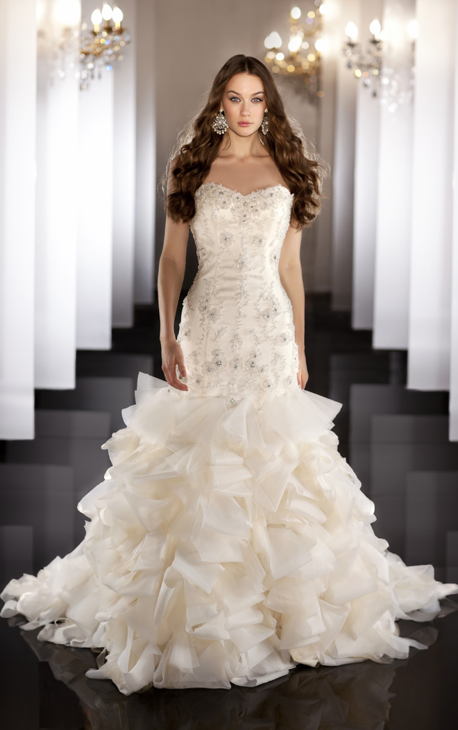 اروع فساتين الزفاف Wedding-dresses-martina-liana-2013-style-470_main_zoom