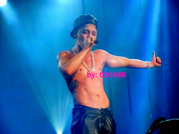 [15/02/15][Pho/Vid] Rise Tour ở Jakarta Taeyang-concert-jakarta-indonesia_046