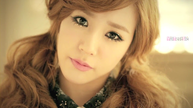 TWINKLE TEASER_TIFFANY Tumblr_m32icxlmEF1r5ra6eo3_1280