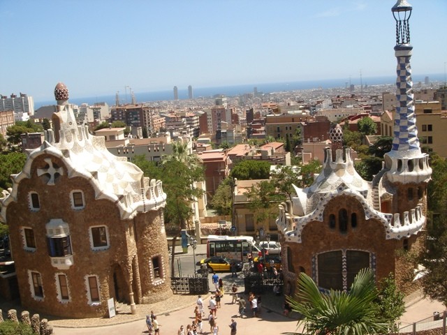 حديقة پارک گوئل Park-guell-barcelona_4f855754c414f