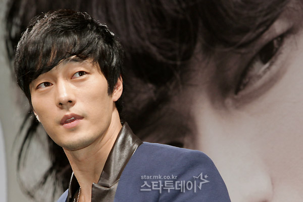 소지섭 / So Ji Sub - Pagina 26 1316526330_201109202247084421200101_0