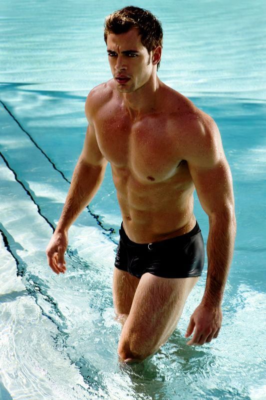 ¿Quién para Finnick Odair? - Página 2 Hot-william-levy-gutierrez-9311110-533-800