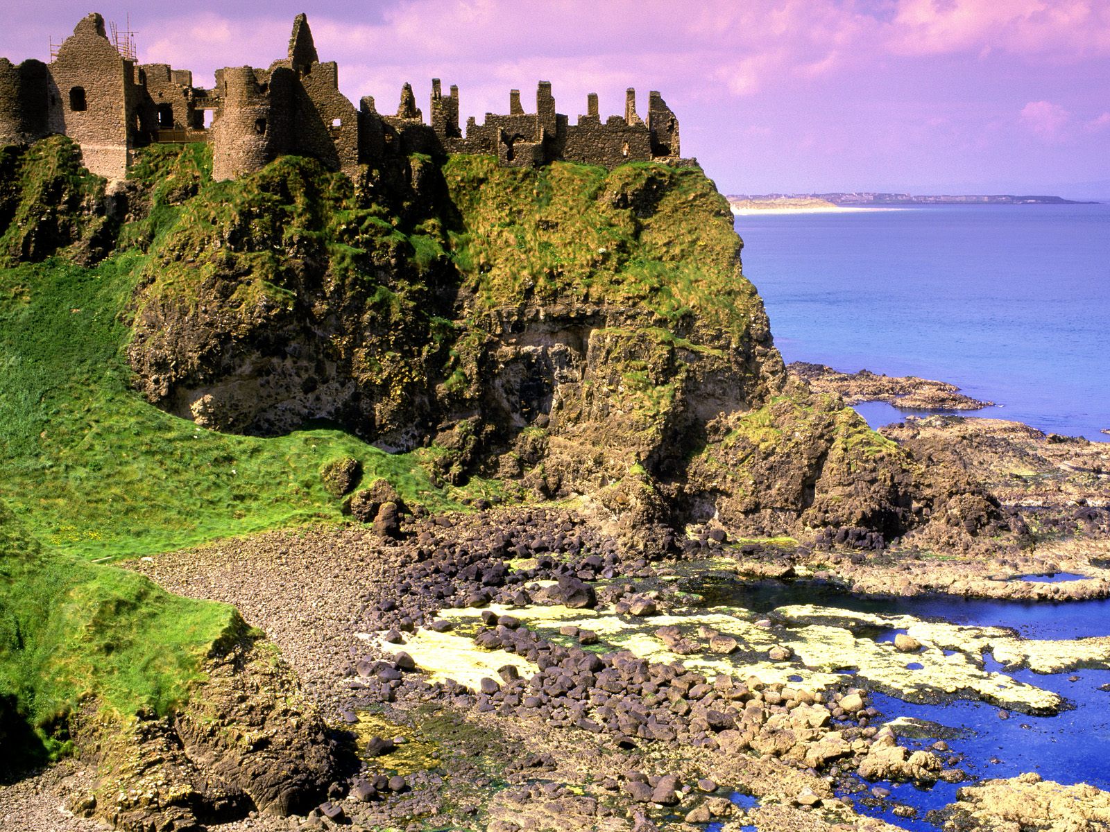 Amsterdam ... nope Dunluce_Castle_County_Antrim_Ireland_2