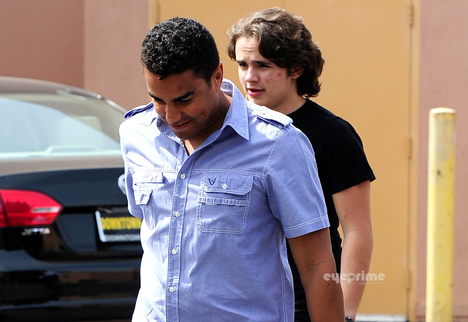 Prince Jackson e TJ deixam restaurante mexicano Pjackson_eyeprime_29