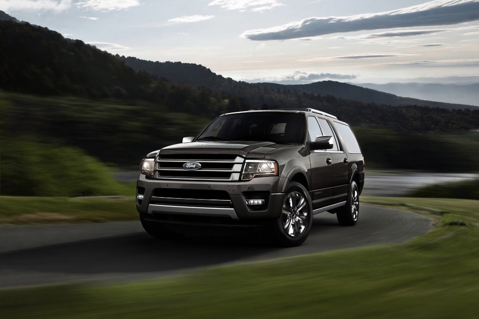 2014 - [Ford] Expedition 2015-Ford-Expedition-13