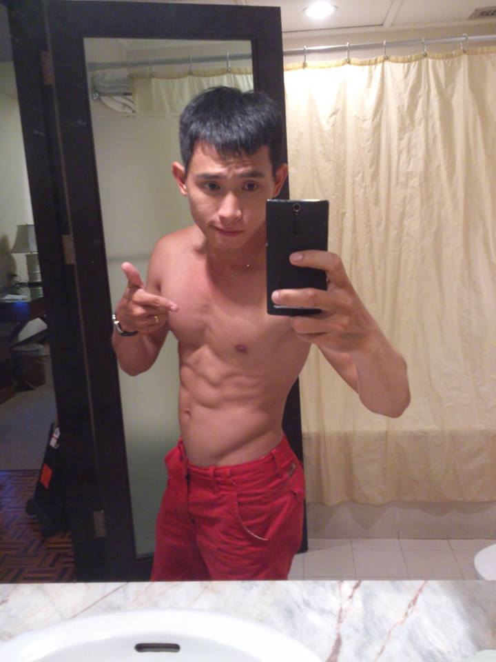 Hot gay facebook: Anh Tuấn Hoàng Nguyễn 11160091_798996623520977_1534315669_n
