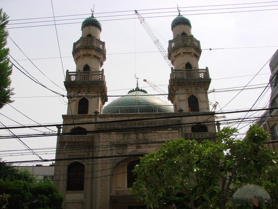 Diterjang Tsunami, Gempa Hingga Bom Atom Masjid Kobe Tetap Utuh  Read more: Diterjang Tsunami, Gempa Hingga Bom Atom Masjid Kobe Tetap Utuh Menarik.bz.cm Masjid-kobe