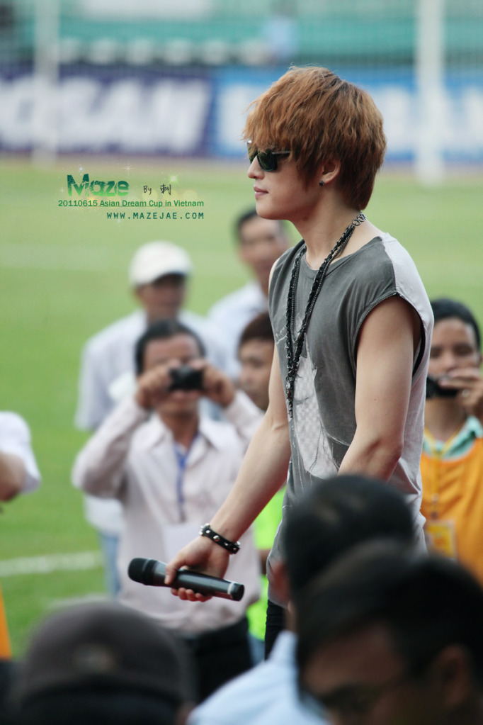 Nuevas fotos de JaeJoong viendose hermoso en Vietnam por Maze  54117164201106161735107722696794087_004