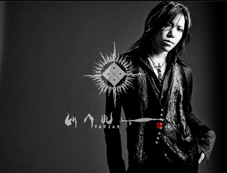 Aoi (The GazettE) Taujan3