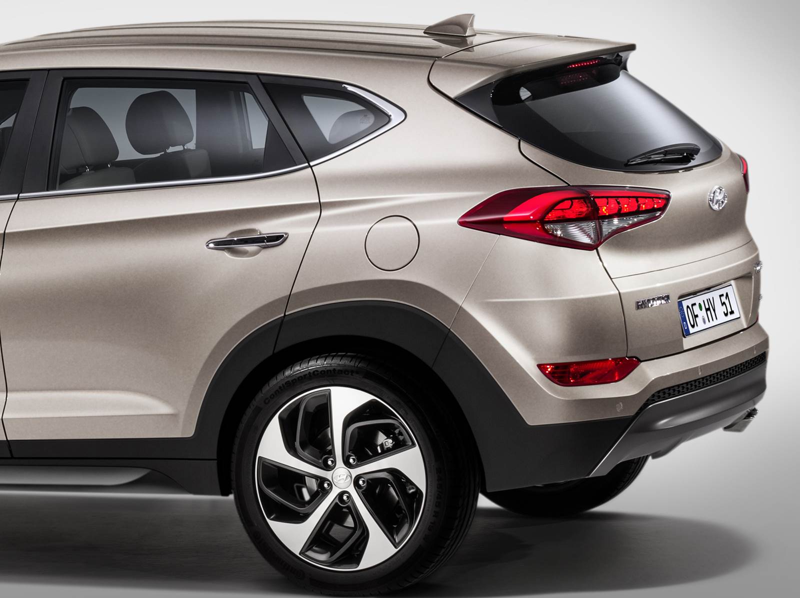 Salão de Genebra 2.015 - Página 2 Novo-Hyundai-Tucson-2016%2B(10)