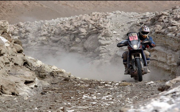 அழகிய புகைப்படம் Dakar%2BRally%2BRace%2B2010%2B-%2BAmazing%2B%25282%2529