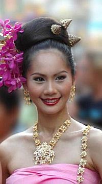 عروسة من كل جنسيات العالم Thai-bride-1