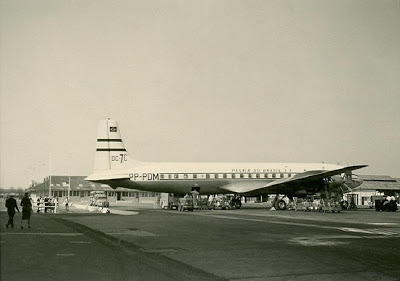 Os Douglas DC-7 na Panair do Brasil  PP-PDM_2_Orly