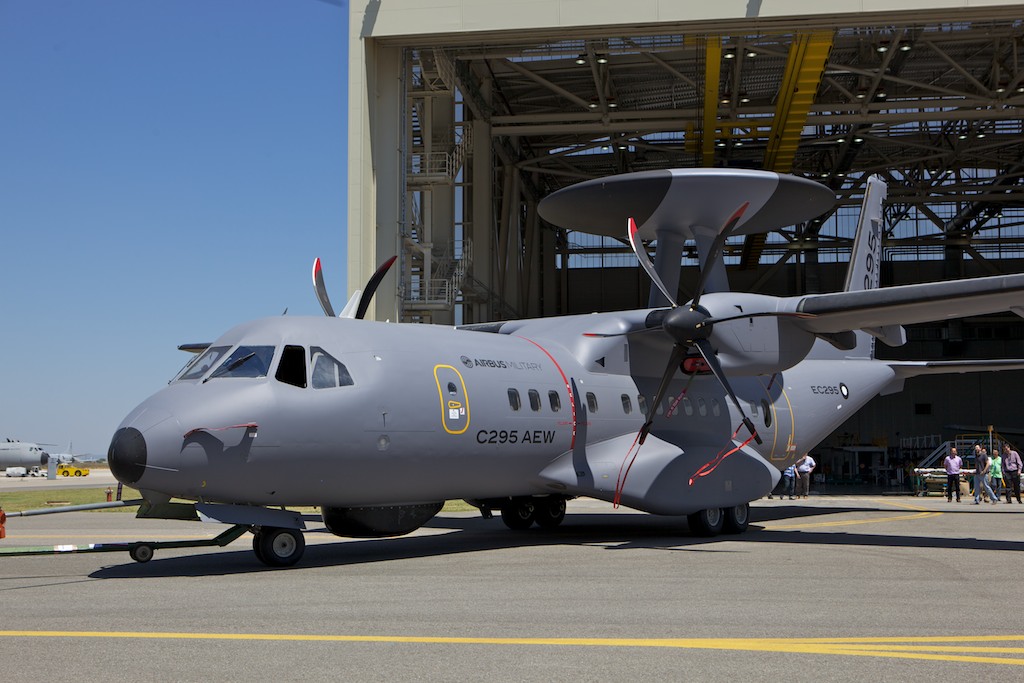 Presentado el C-295 AEW C-295%2BAEW%2B1