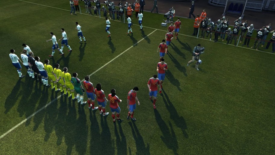 Mucha mas info de Pes 2012 2