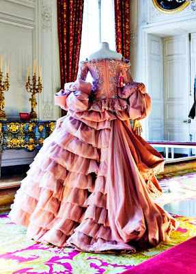 Marie-Antoinette, muse de la mode  Tumblr_m7cbtahKdk1ql65fwo1_500