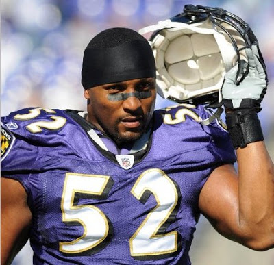 [JEU] - 1 à 1000 - Page 3 Large_raylewis