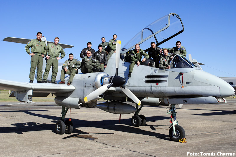 Las Fuerzas Aéreas de Argentina y Uruguay inician las maniobras Río  TC_906editadaforo