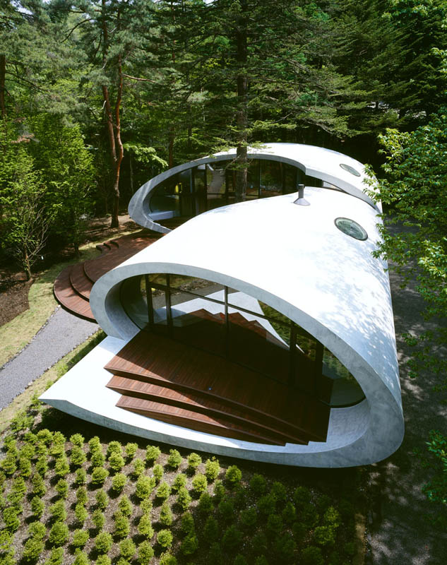 اليابانيين ماخلو مكان ما أستثمروه  Japanese-oval-sushi-roll-house-villa-cottage-6