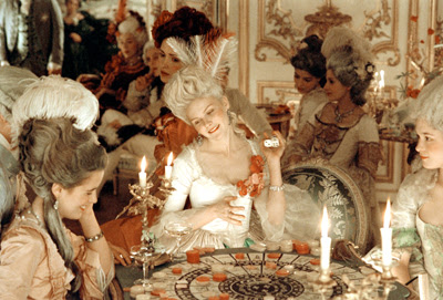 Marie-Antoinette, muse de la mode  MA_top