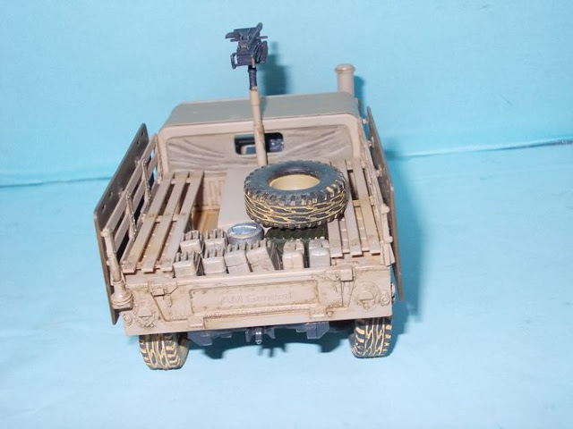 I- GB Tema livre. - M-998 IED 1/35 mais figuras modernas 1/35 Tn_DSCN0681