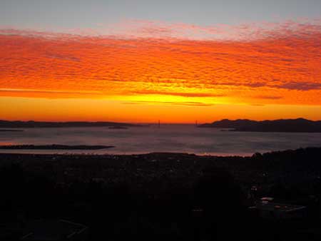 روعه البحر لحظه الغروب  Sunset