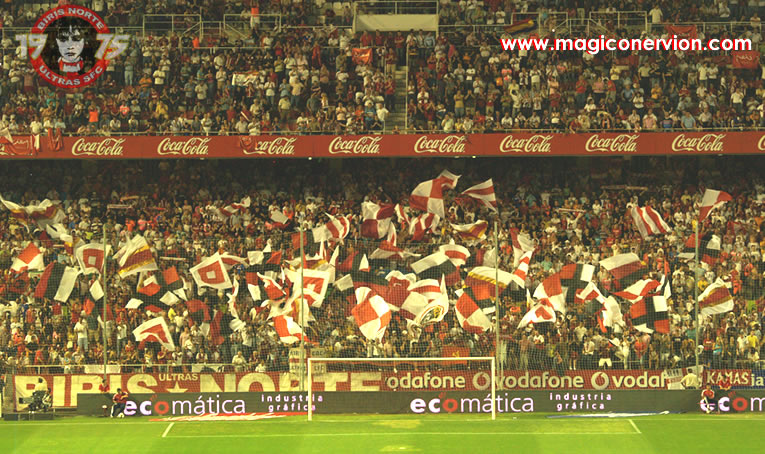 BIRIS NORTE VUELVE A SUSPENDER LA ANIMACION 2862701822_96177be23c_o