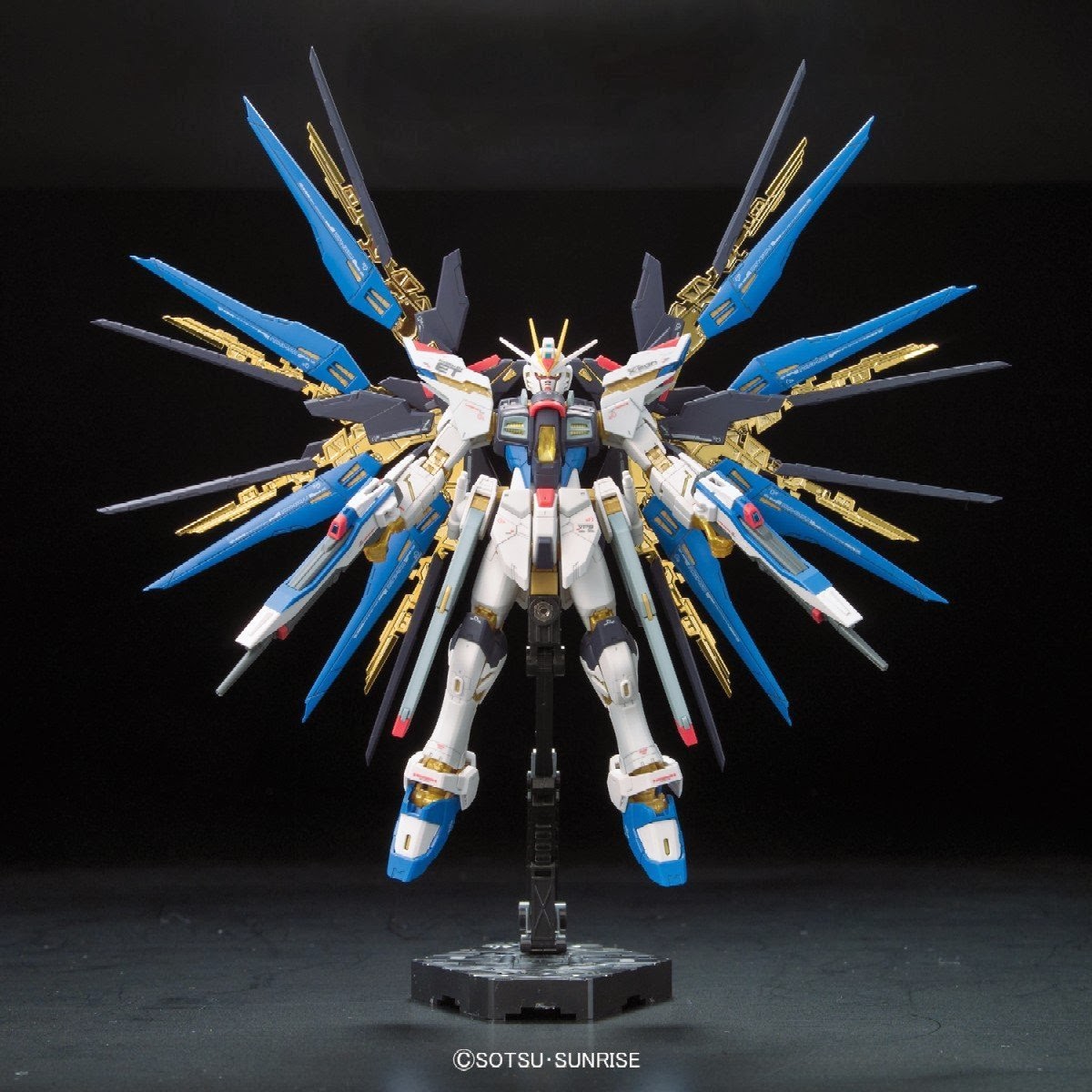 [Bandai] RG 1/144 ZGMF-X20A Strike Freedom Gundam 71pQ1ojlXqL._AA1200_