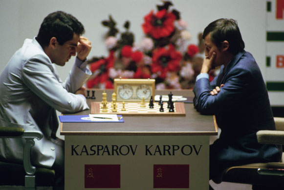 Grandes Clásicos Kasparov-V-Karpov-1987-009