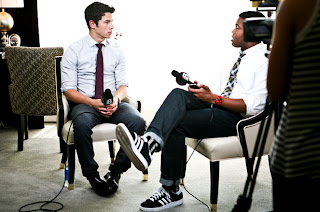 Nick Jonas: Fotos en Backstage del Livechat de Billboard Billboard6