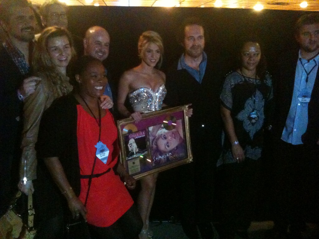 NRJ Music Awards 2012 » Premio Honorífico + Actuación C4kkg