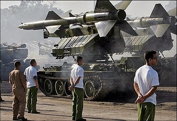 Fuerzas Armadas de Cuba Armoured_Cuba_29112006_news_010