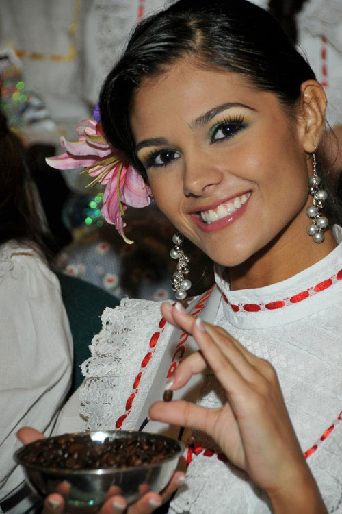 Fabiana Granados (COSTA RICA EARTH 2012 and UNIVERSE 2013) Fabiana-Granados-Herrera