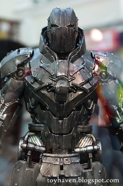 [Hot Toys] Iron Man 3 - War Machine Mark II - Diecast - LANÇADO!!! - Página 3 971_whiplash