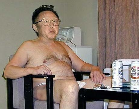 Corea del Norte - Página 5 Kim-jong-il-relaxing1