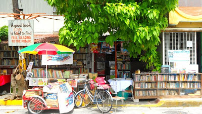 Donde habitan los libros Guanlao-library-1